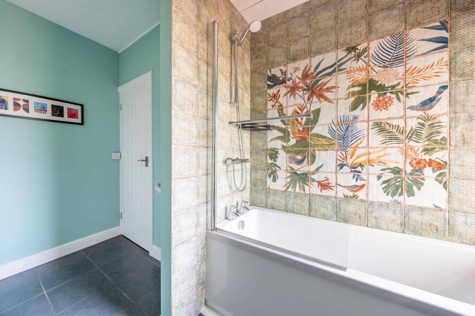 Chic 2-Bedroom Townhouse In Vibrant أبرجافني المظهر الخارجي الصورة